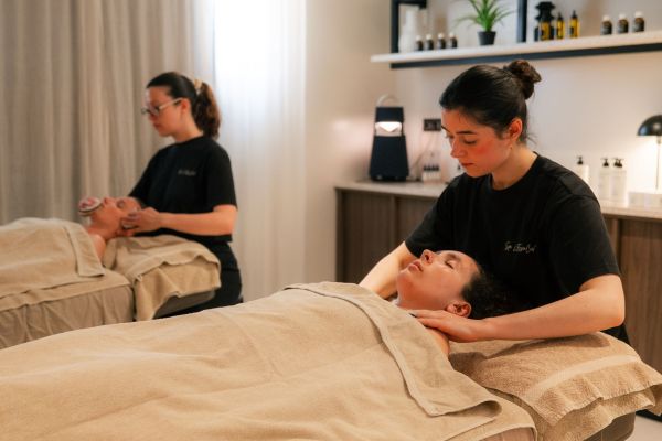 Massage & Soin personnalisé pour deux — 60 min