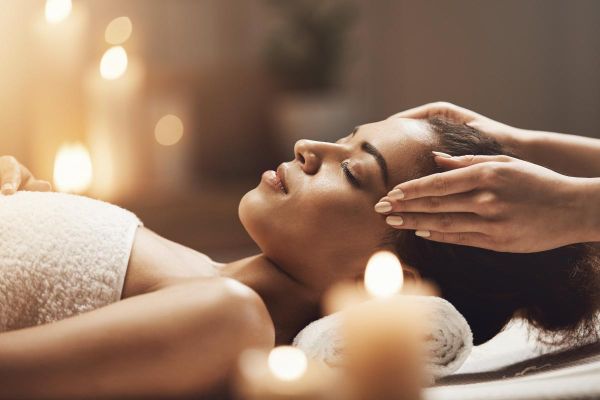 Dousè Kréyol : Gommage + Massage