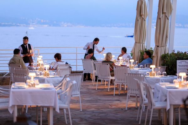 Le Temps d'un Diner...